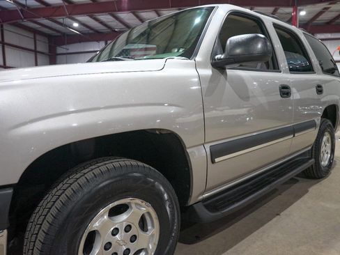 Used 2004 Chevrolet Tahoe LS image 34