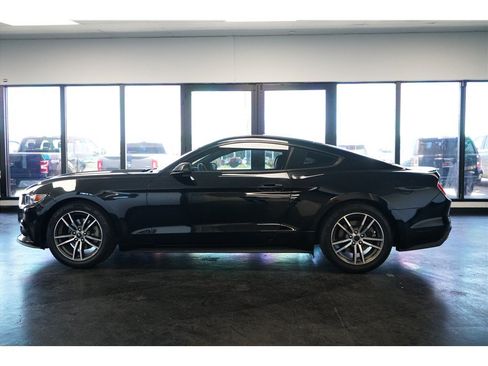 Used 2016 Ford Mustang Premium RWD image 4