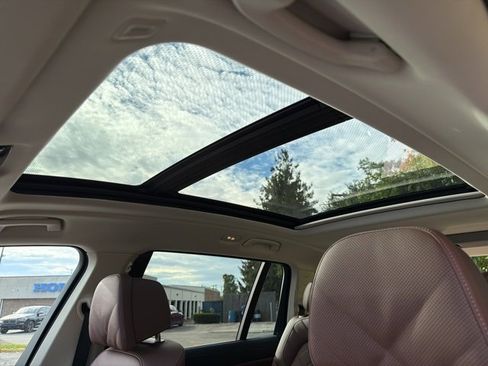 Certified 2023 BMW X7 xDrive40i w/ Executive Package image 25