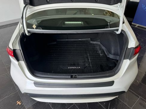 Used 2020 Toyota Corolla LE image 28