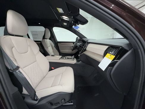 New 2026 Volvo XC90 B6 Plus AWD/4WD image 11