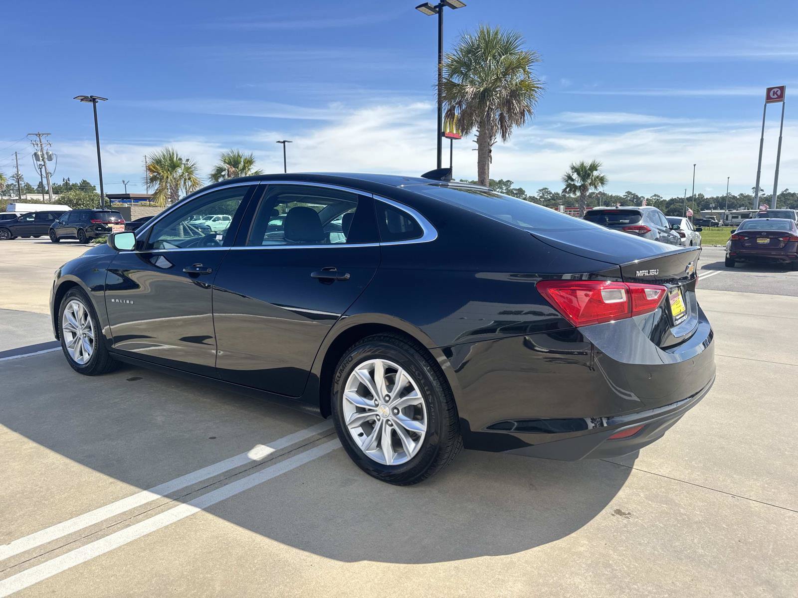 Used 2024 Chevrolet Malibu LT FWD image 5