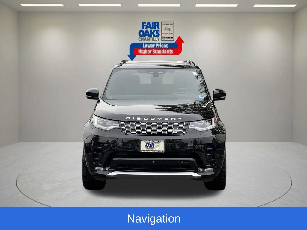 Used 2023 Land Rover Discovery Metropolitan Edition AWD/4WD image 4