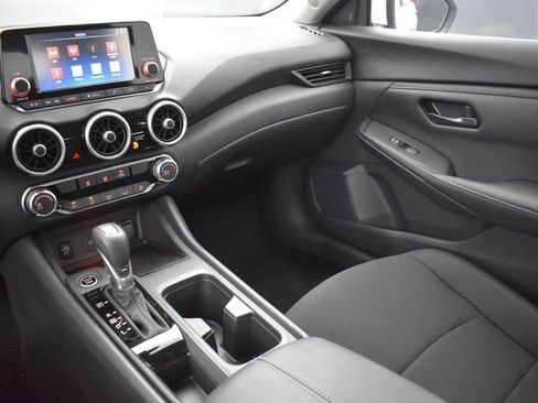 Used 2025 Nissan Sentra S image 30