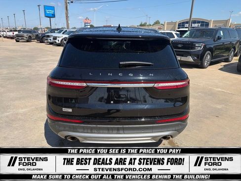 Used 2022 Lincoln Corsair AWD w/ Premium Package image 10