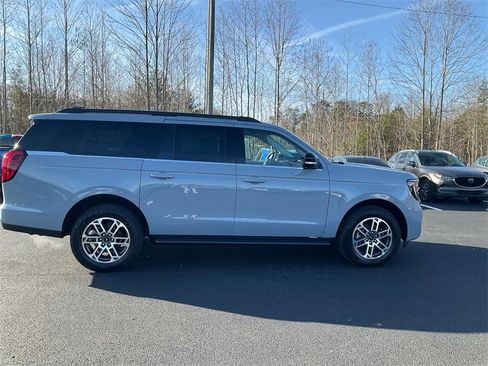 New 2026 Ford Expedition Max Active image 4