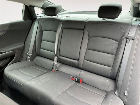 Used 2023 Chevrolet Malibu LT image 13