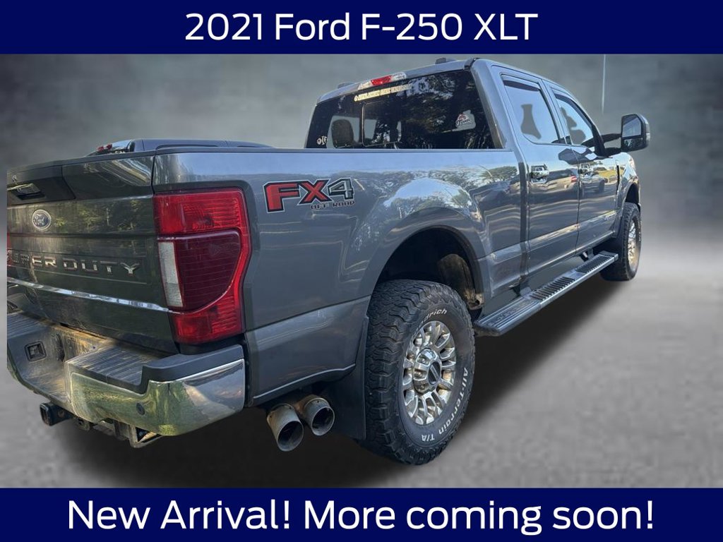 Used 2021 Ford F250 XLT w/ XLT Premium Package AWD/4WD image 4