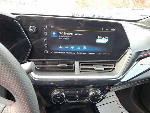 Certified 2024 Chevrolet Trax RS w/ Driver Confidence Package image 14