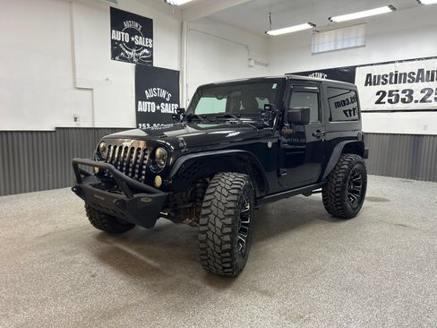 Used 2012 Jeep Wrangler Sport AWD/4WD image 3