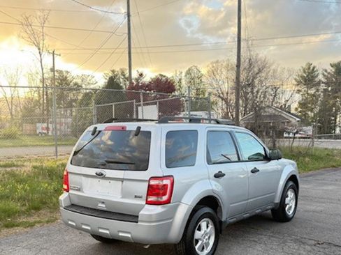 Used 2012 Ford Escape XLT FWD image 6