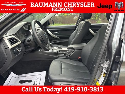 Used 2014 BMW 320i xDrive Sedan AWD/4WD image 9