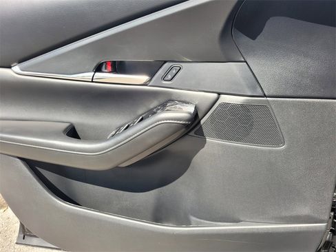 Certified 2025 MAZDA CX-30 AWD 2.5 S w/ Preferred Package image 23