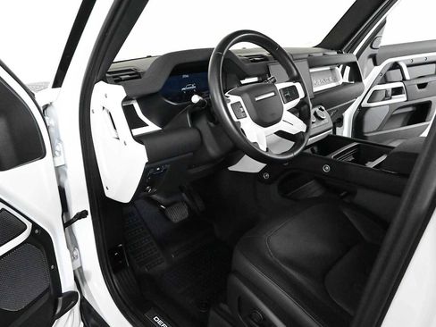 Used 2022 Land Rover Defender 110 X-Dynamic SE AWD/4WD image 19