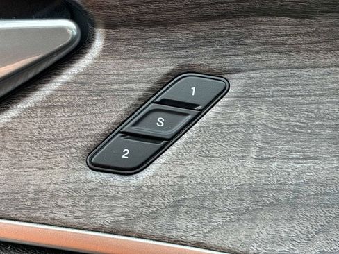 Used 2024 Jeep Grand Cherokee L Limited AWD/4WD image 26