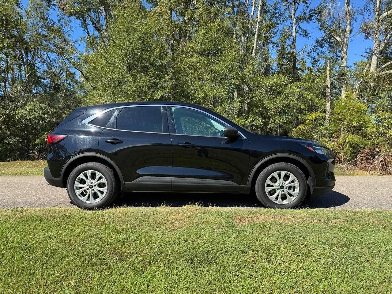 Used 2024 Ford Escape Active FWD image 8