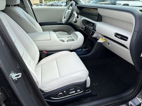 New 2026 Hyundai Palisade Calligraphy FWD image 14