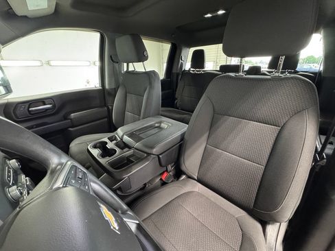 Used 2022 Chevrolet Silverado 2500 Custom w/ Custom Value Package AWD/4WD image 13