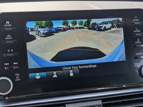 Used 2022 Honda Accord Sport image 12