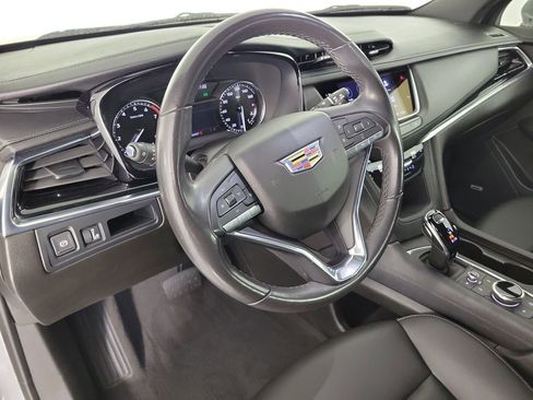 Used 2023 Cadillac XT6 Luxury FWD image 17