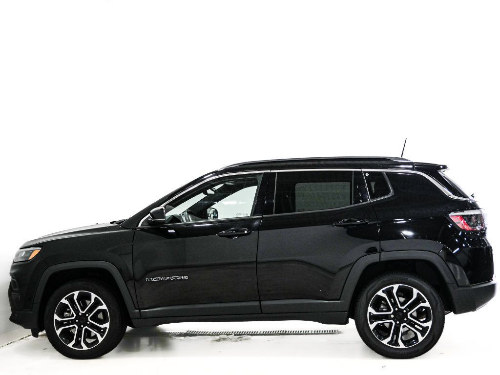 Used 2023 Jeep Compass Limited AWD/4WD image 5