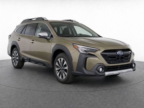 Used 2025 Subaru Outback Touring XT AWD/4WD image 2