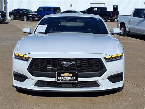 Used 2024 Ford Mustang Premium image 2