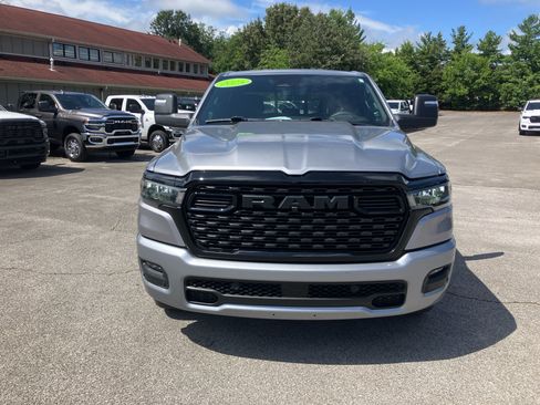 Certified 2025 RAM 1500 Big Horn AWD/4WD image 2