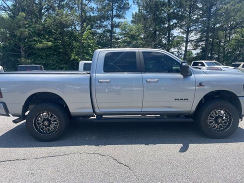Used 2024 RAM 2500 Laramie w/ Night Edition AWD/4WD image 6