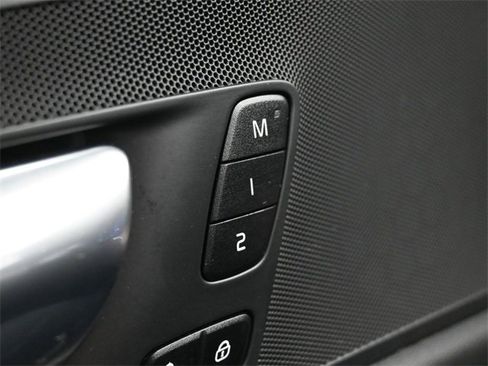 Used 2023 Volvo XC60 B5 Plus w/ Protection Package Premier image 30