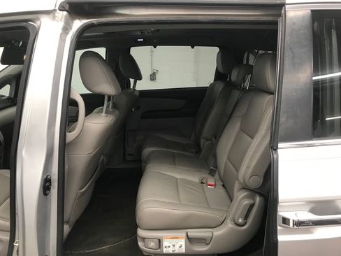 Used 2015 Honda Odyssey EX-L image 27