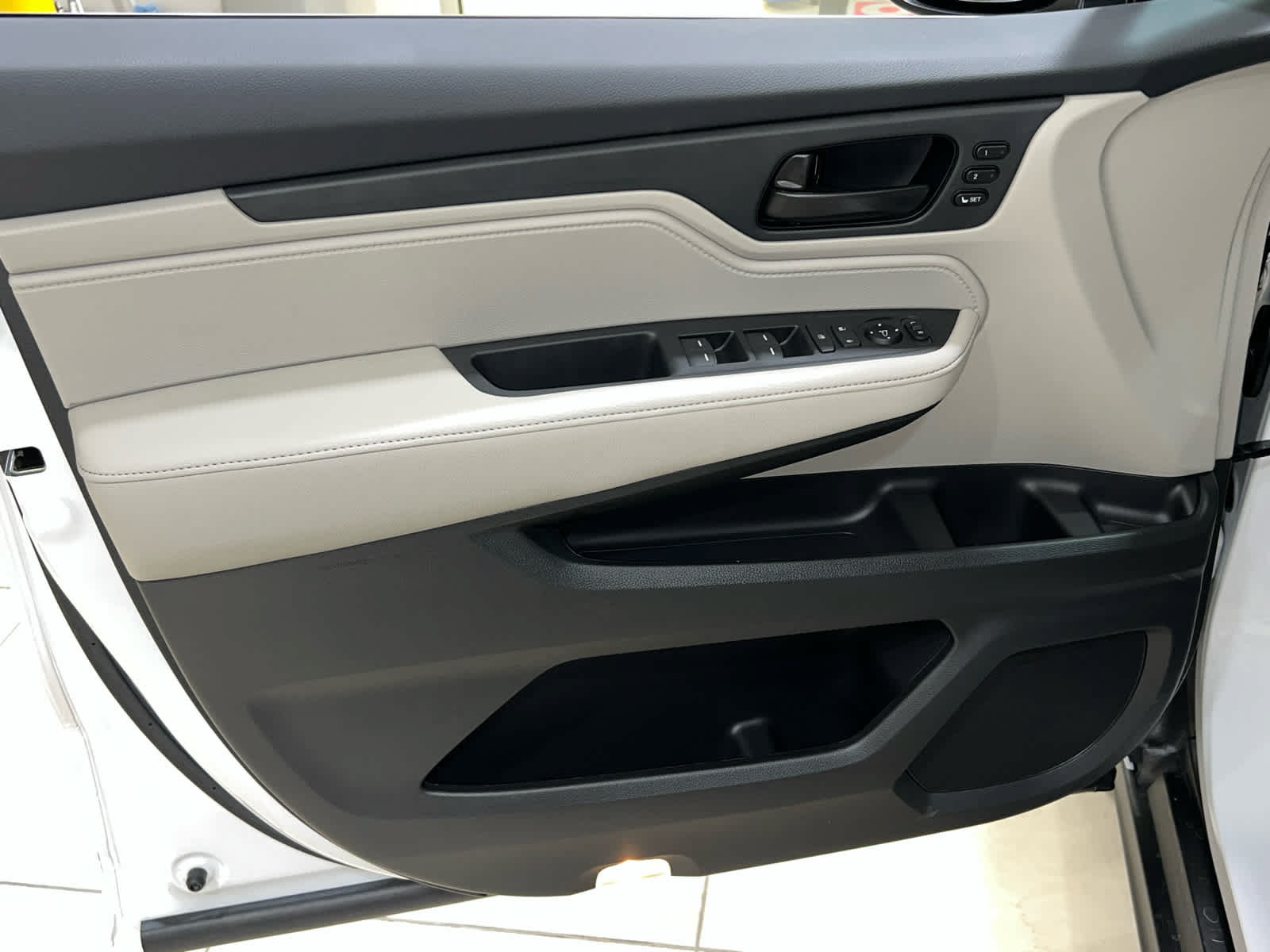 New 2027 Honda Odyssey EX-L image 12