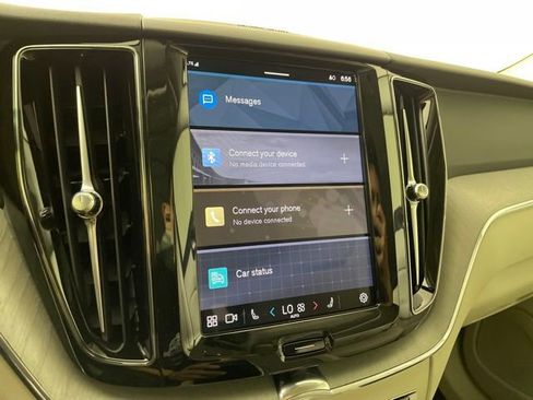 Used 2024 Volvo XC60 T8 Plus w/ Protection Package image 23