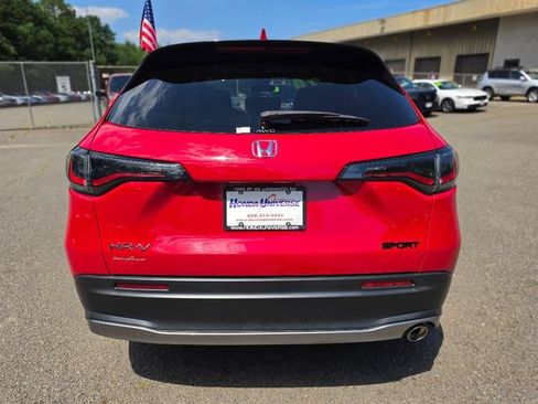 Used 2024 Honda HR-V Sport image 4