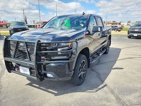 Used 2021 Chevrolet Silverado 1500 LT Trail Boss w/ Convenience Package II image 1