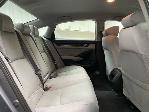 Used 2018 Honda Accord LX image 15