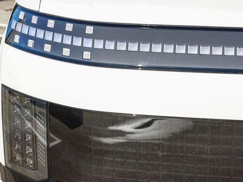 New 2026 Hyundai Ioniq 9 Limited image 10