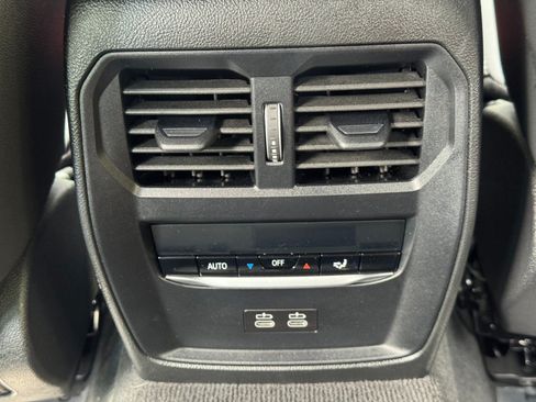Used 2025 BMW i4 eDrive40 w/ M Sport Package RWD image 35