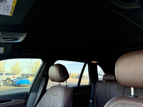 Used 2018 BMW X5 xDrive40e w/ Driving Assistance Package image 7