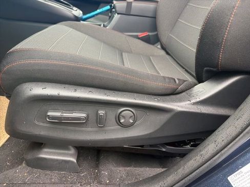 Used 2025 Honda CR-V Sport image 9