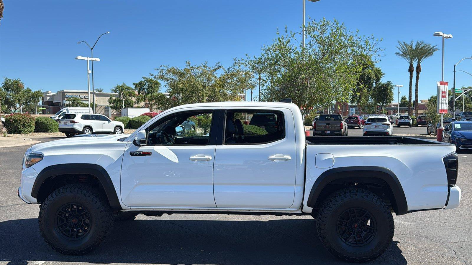 Used 2020 Toyota Tacoma TRD Pro AWD/4WD image 5