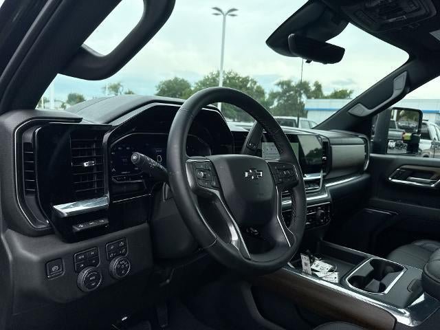 Certified 2024 Chevrolet Silverado 2500 High Country w/ Midnight Edition AWD/4WD image 10