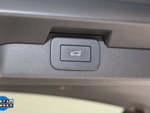 Used 2023 Land Rover Discovery S R-Dynamic image 56