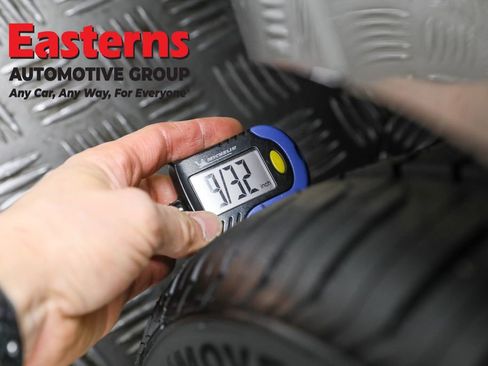 Used 2018 Lexus IS 300 F Sport w/ F Sport Package image 27