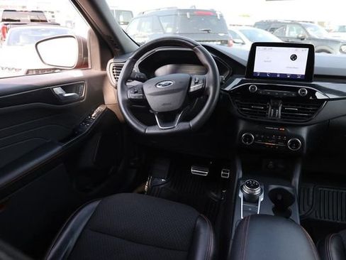 Used 2024 Ford Escape ST-Line w/ Cold Weather Package FWD image 23