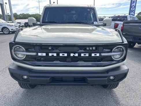 New 2026 Ford Bronco Outer Banks image 2