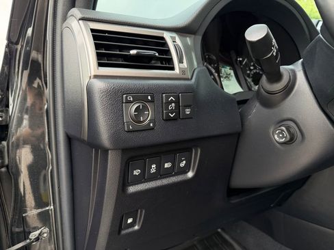 Used 2023 Lexus GX 460 Premium w/ Premium Plus Package AWD/4WD image 13