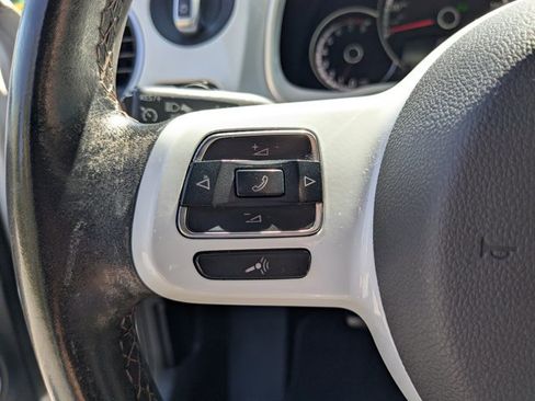 Used 2015 Volkswagen Beetle 1.8T image 16