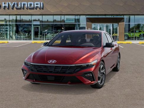 Used 2025 Hyundai Elantra Sport FWD image 6