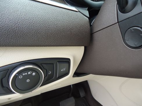 Used 2017 Lincoln MKC Reserve AWD/4WD image 15